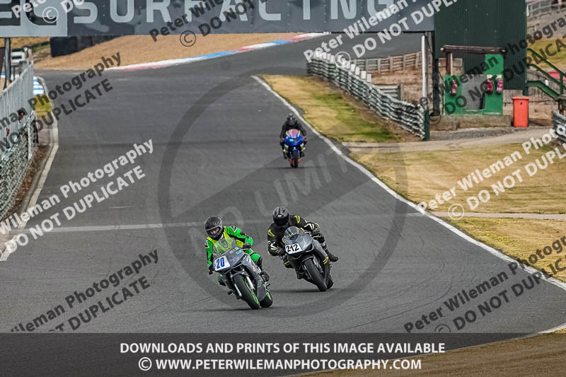 enduro digital images;event digital images;eventdigitalimages;mallory park;mallory park photographs;mallory park trackday;mallory park trackday photographs;no limits trackdays;peter wileman photography;racing digital images;trackday digital images;trackday photos
